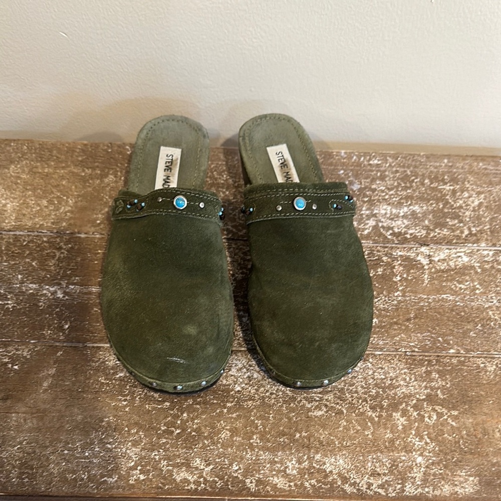 Steve Madden Green Suede Clogs